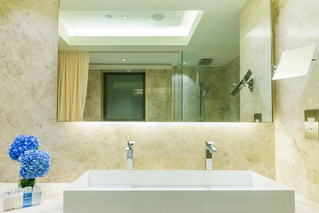 Hotel Pravo Hong Kong Bagian luar foto
