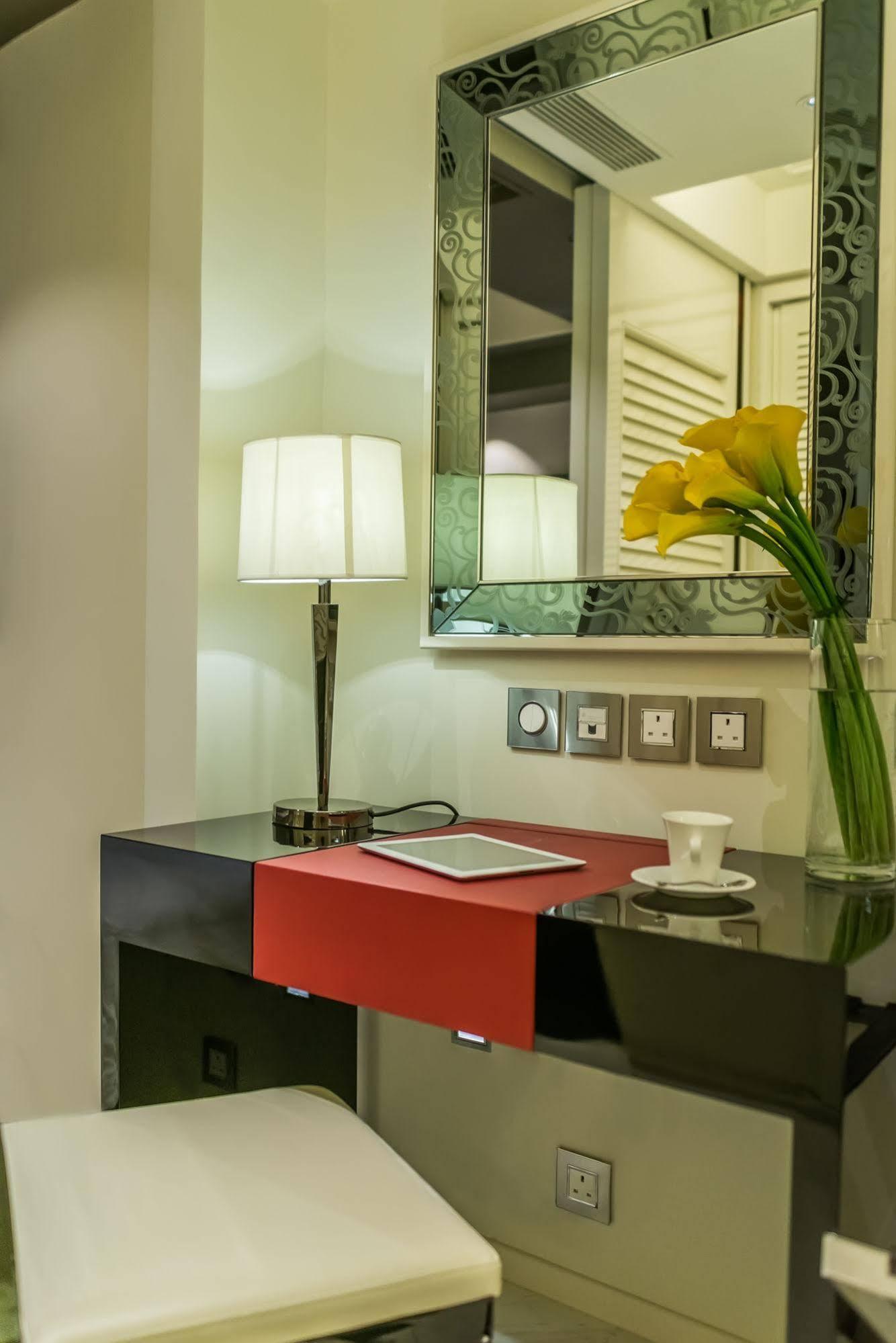Hotel Pravo Hong Kong Bagian luar foto